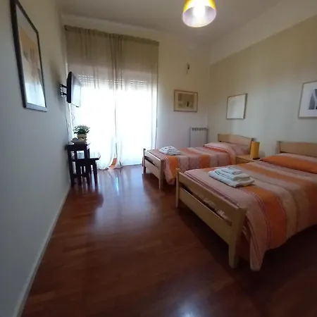 B&B Le Stanze Di Nonna Lina 파가니